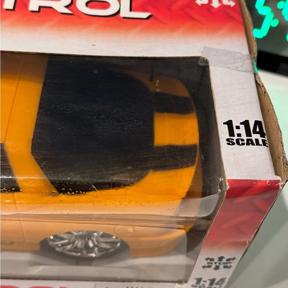 2014 CHEVY CAMARO RADIO CONTROL RC 1/14 Scale NOS CAR Factory Sealed